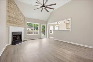 2500 Huntington Dr, Loganville, GA 30052 - Photo 2