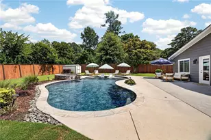 47 Rhodes Dr, Marietta, GA 30068 - Photo 34