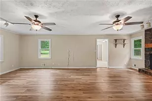1422 Zebulon Rd, Griffin, GA 30224 - Photo 8