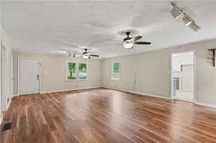 1422 Zebulon Rd, Griffin, GA 30224 - Photo 6