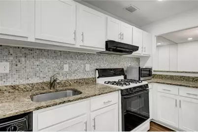 1301 Cumberland Court, Smyrna, GA 30080 - Photo 12