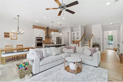 3948 Cliffmont Circle, Marietta, GA 30068 - Photo 14