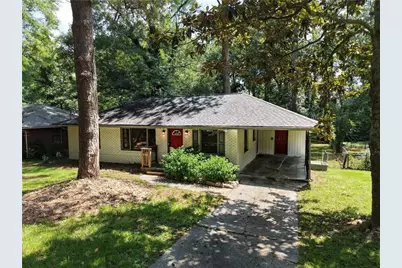2462 Macon Drive SW, Atlanta, GA 30315 - Photo 2