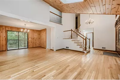 570 Idlewood Drive NW, Atlanta, GA 30327 - Photo 4