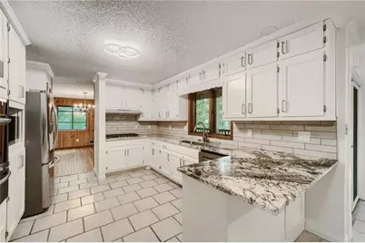570 Idlewood Drive NW, Atlanta, GA 30327 - Photo 6