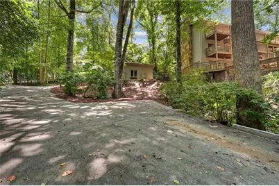 570 Idlewood Drive NW, Atlanta, GA 30327 - Photo 38