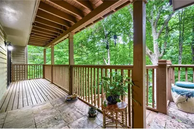 570 Idlewood Drive NW, Atlanta, GA 30327 - Photo 10