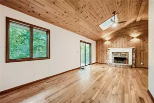 570 Idlewood Dr NW, Atlanta, GA 30327 - Photo 14