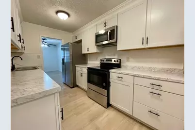 6354 Shannon Pkwy #32, Union City, GA 30291 - Photo 6