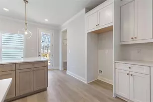 360 Summerville Ln, Athens, GA 30606 - Photo 8