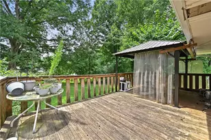 1847 Posten Ln SW, Mableton, GA 30126 - Photo 18