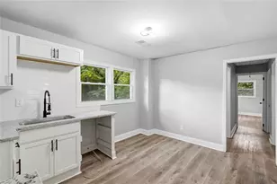 6140 Nichols Dr, Union City, GA 30291 - Photo 12