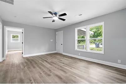 6140 Nichols Drive, Union City, GA 30291 - Photo 8