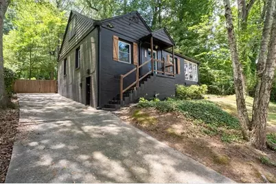 2597 Elsinore Street, East Point, GA 30344 - Photo 4