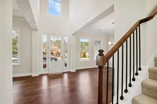 5937 Creek Indian Dr, Sugar Hill, GA 30518 - Photo 4