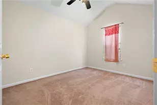 5515 Lofwood Ln, Lithonia, GA 30058 - Photo 12