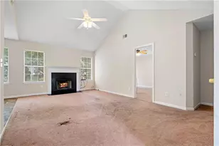 5515 Lofwood Ln, Lithonia, GA 30058 - Photo 2