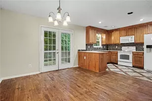 1705 Bismarck Cir, Winder, GA 30680 - Photo 6