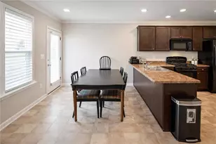 1740 Snapping Ct, Winder, GA 30680 - Photo 8