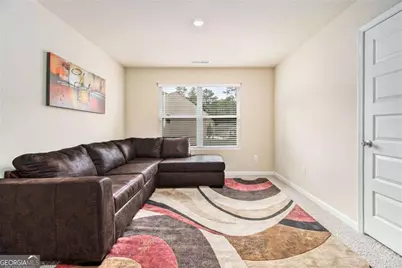 3744 Hampshire, Atlanta, GA 30331 - Photo 6