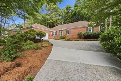 2032 Signal Ridge Chase, Kennesaw, GA 30152 - Photo 2