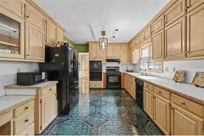 7336 Waters Edge Drive, Stone Mountain, GA 30087 - Photo 14