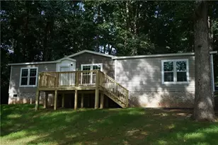 210 Woodland St, Homer, GA 30547 - Photo 4