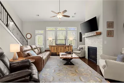 556 Lost Creek Drive, Woodstock, GA 30188 - Photo 14