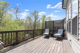 556 Lost Creek Dr, Woodstock, GA 30188 - Photo 14