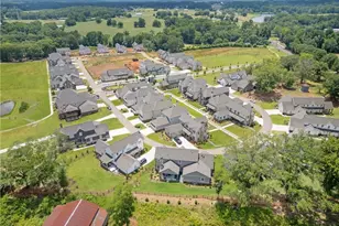 1330 Melody Bnd, Watkinsville, GA 30677 - Photo 4