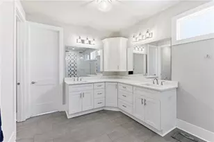 6878 S Bluff Ct, Gainesville, GA 30506 - Photo 28