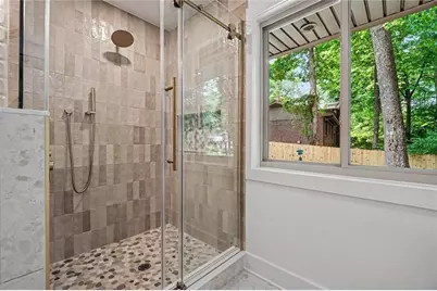 2700 Hawaii Court, Decatur, GA 30033 - Photo 16