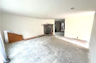 955 Pinecrest Dr, Forest Park, GA 30297 - Photo 4
