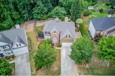 114 Farm Valley Drive, Canton, GA 30115 - Photo 2