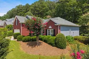 1011 Blankets Creek Dr, Canton, GA 30114 - Photo 2