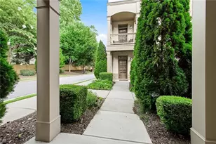 301 Garland Woods Ct, Smyrna, GA 30080 - Photo 4