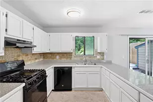 253 Toweridge Dr SW, Marietta, GA 30064 - Photo 14