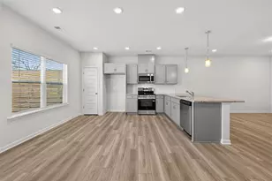 42 Jacobs Farm Ln, Lawrenceville, GA 30045 - Photo 10