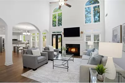 1200 Woodlawn Drive NE, Marietta, GA 30068 - Photo 6