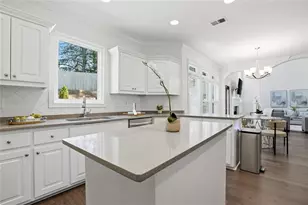 1200 Woodlawn Dr NE, Marietta, GA 30068 - Photo 10