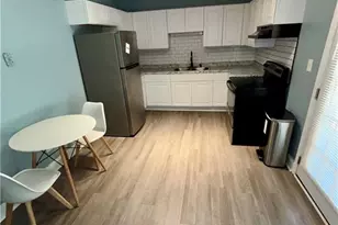 13 Peyton Pl SW, Atlanta, GA 30311 - Photo 10