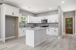 171 N Dale St, Calhoun, GA 30701 - Photo 12