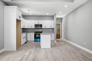 171 N Dale St, Calhoun, GA 30701 - Photo 16