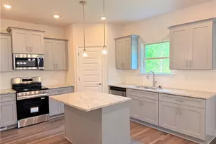450 Magnolia Grove Pl, Cornelia, GA 30531 - Photo 10