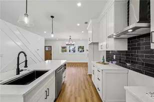 5205 Mulberry St, Flowery Branch, GA 30542 - Photo 8