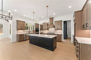 418 Lanesborough Dr, Marietta, GA 30064 - Photo 2
