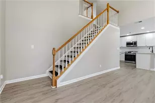 7175 Valance Ln, Cumming, GA 30040 - Photo 10