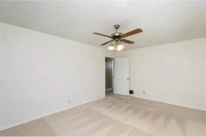 2133 Sandy Plains Road, Marietta, GA 30066 - Photo 18