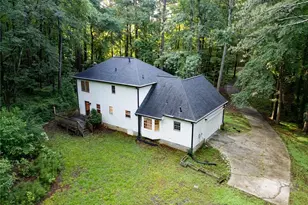 3545 Rock Falls Dr, Snellville, GA 30039 - Photo 8