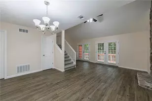 1248 Falling Water Dr SE, Smyrna, GA 30080 - Photo 10